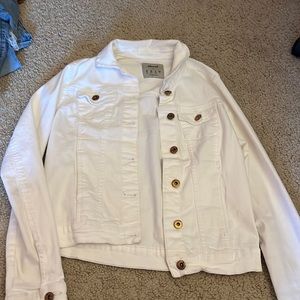 White Jean jacket from Denim Co